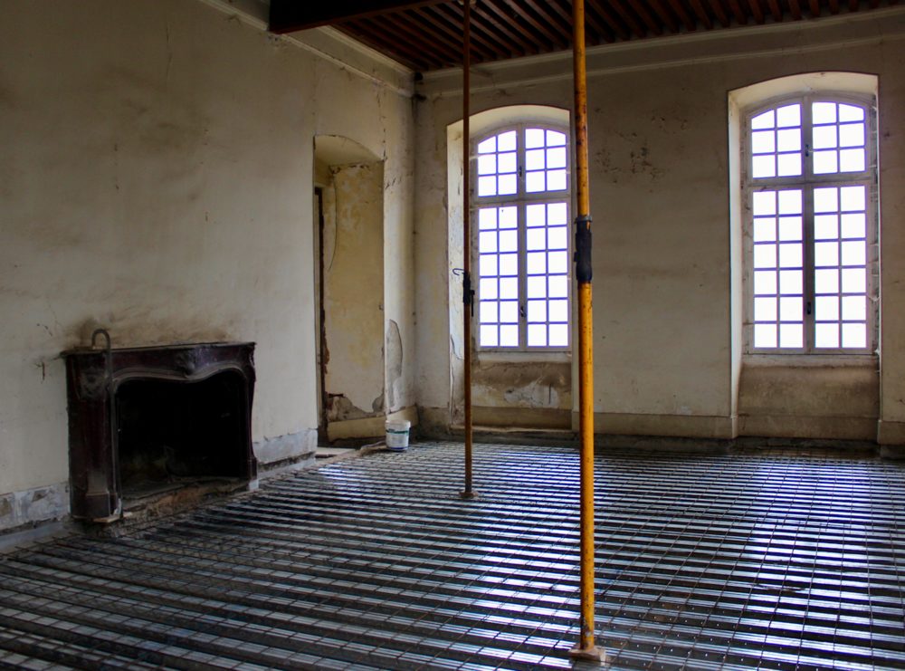 The dining room during the work
