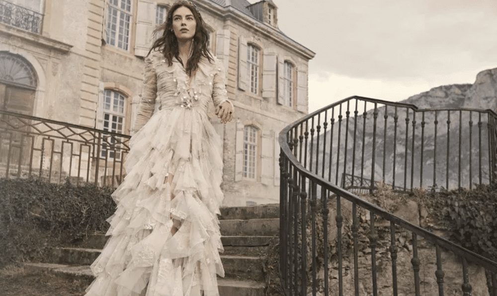 A bridal shoot on the steps