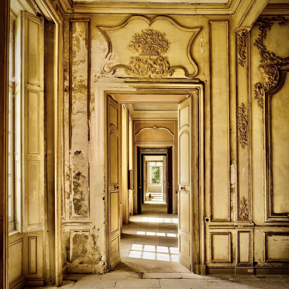 The Salon de Musique, door after door