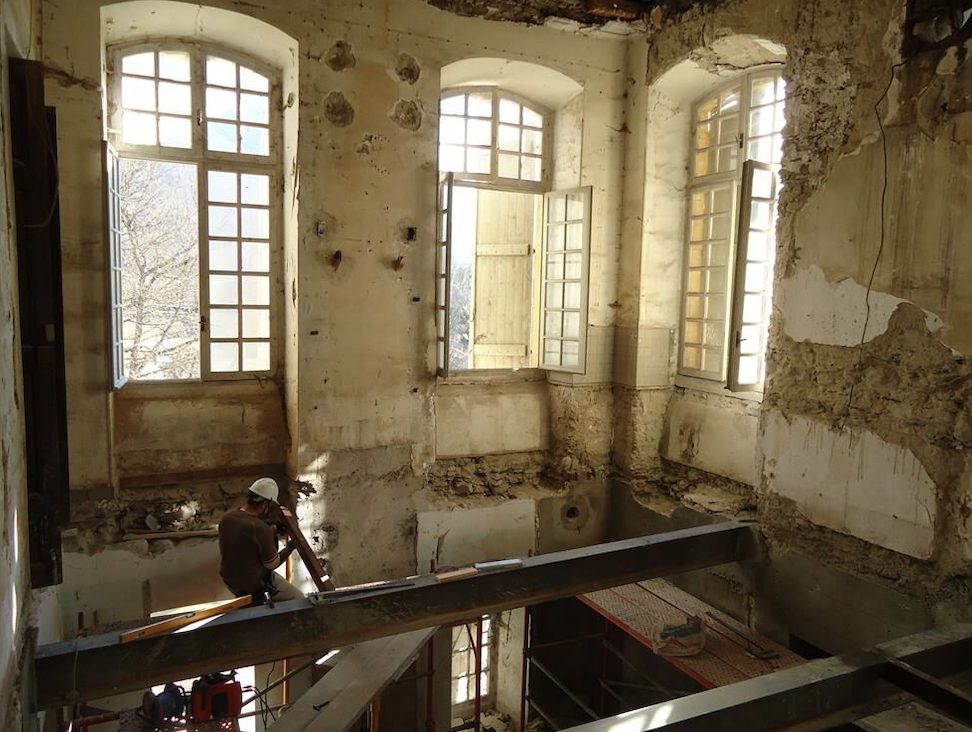 The kitchen before the work, the floor gone