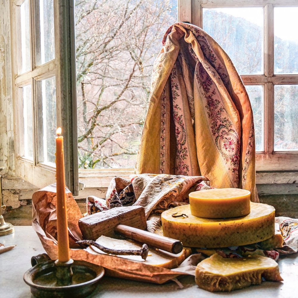 Antique & French Finds