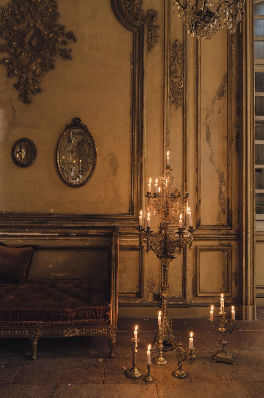 Candlelight in the salon