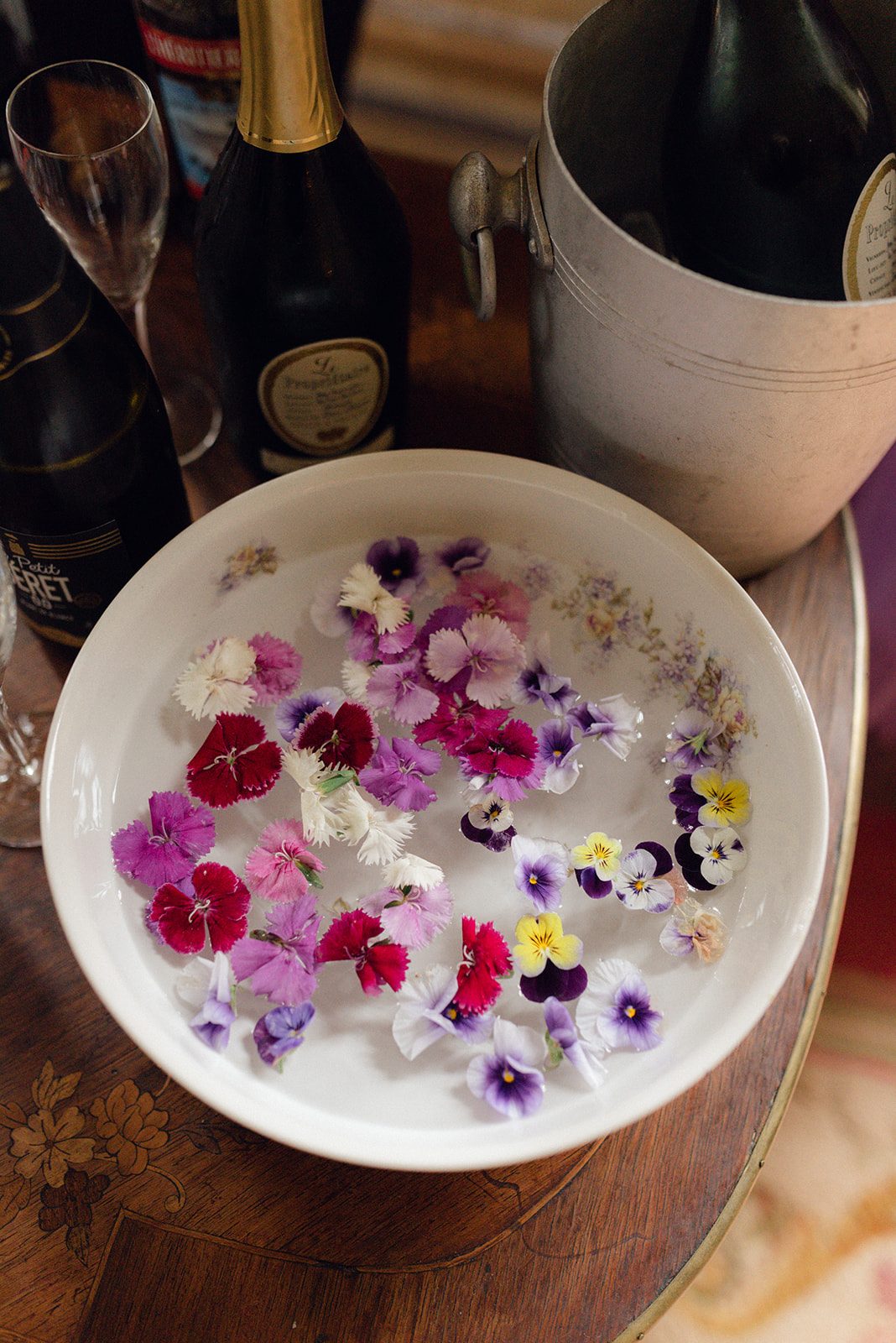 A bowl of edible flowers