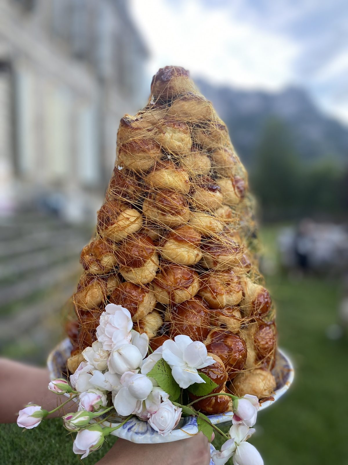 A croquembouche in the garden